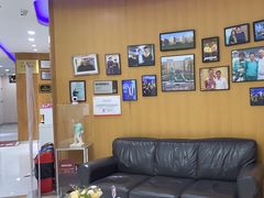 -雅悦齿科(顾村公园店)