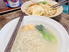 -方铲铲·成都板凳面(滨江银泰店)
