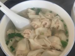 -周震馄饨