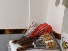 -哈海英麻辣烫(中华西路步行街店)