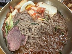 -喇喇排骨火锅·传统韩式脊骨汤(望京西园总店)