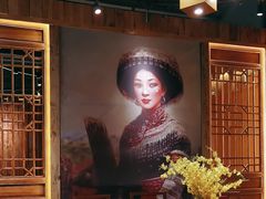 -老滇山寨•云南特色菜•地方菜•民族风情歌舞表演(金碧店)