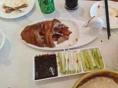 -梅利汴京烤鸭•开封豫菜地标店(铁北街店)