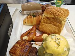 -红星前进面包牛奶公司(君太店)