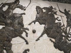 -体育场(地铁站)