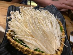 -湊湊火锅·茶憩(杭州湖滨银泰in77店)