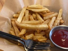 -J Create城市露营咖啡·简餐·宠物(上海动物园店)