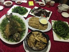 -粤北餐馆