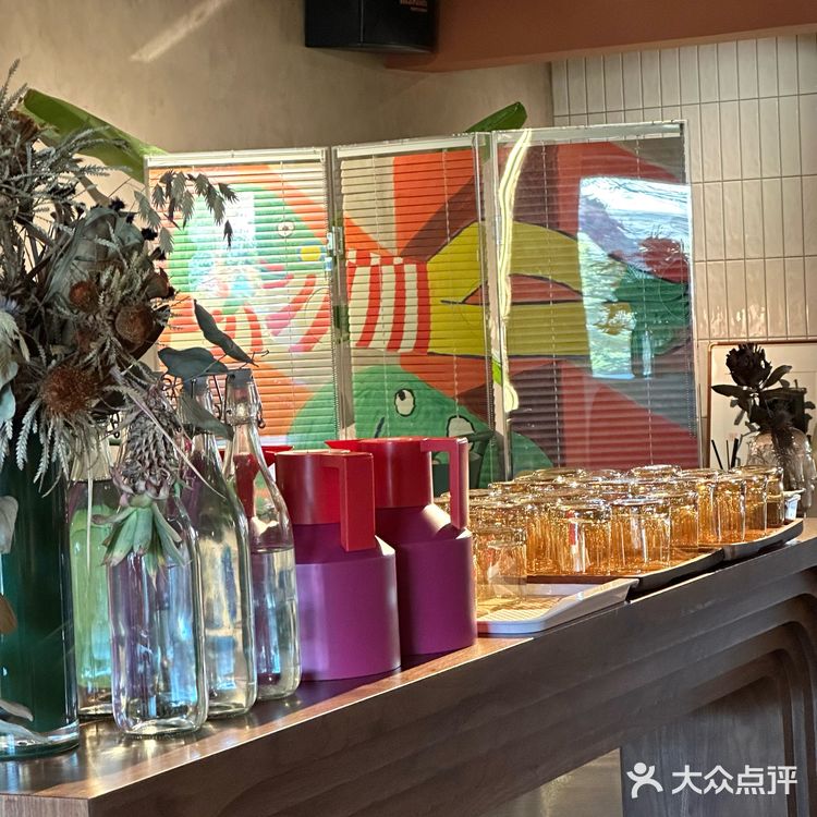 精酿配甜品，下午茶买醉石锤了…