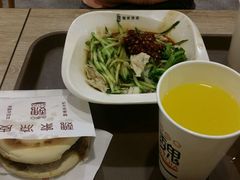 -魏家凉皮(博水商务大厦店)