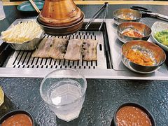-臻牛烤肉