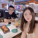 鸡爪是真的好吃 麻辣味的 特别酥 排骨也是