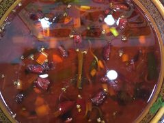 -乡土特色.冷锅鱼.牦牛肉汤锅