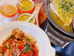 -阿瓦山寨·湘菜现炒·剁椒鱼头王(咸阳总店)
