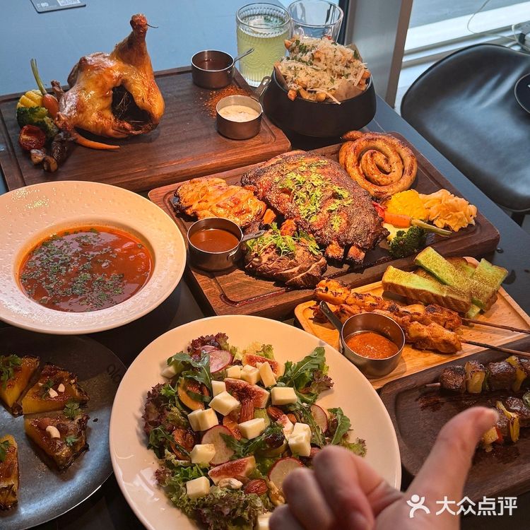 在杭州！！猛男餐厅真的有猛男