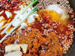 -四小区火锅·巷子里的重庆火锅(花照壁店)