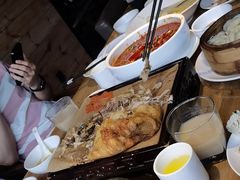 -東舍食唐精品陕菜馆