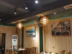 -肖肖酸萝卜鱼火锅(总店)