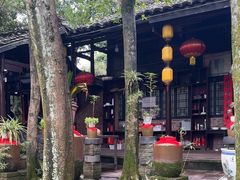 -土砂锅生态山庄·非遗砂锅雅鱼