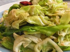 手撕圆白菜-懒人盐府人家(航天桥店)