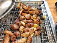 -肉甲韩国木炭烤肉(新壹街1店)