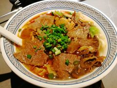 -粉吖吖·邵阳米粉(体育西路店)