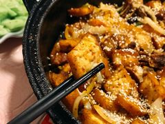 羊排炕锅肉-老钟家烤羊排·敦伊阁清真餐厅胡羊焖饼