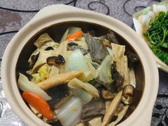 -天天向上素食餐厅(五台山店)