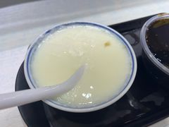 冻双皮奶-百花传统甜品店(原址店)