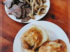 -宝瑞门钉肉饼店