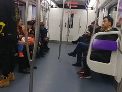 -红土地(地铁站)