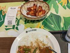 -梅龙镇广场