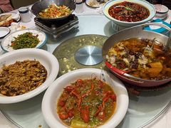-鑫巴蜀小镇 · 水煮鱼专研店(玉桥店)