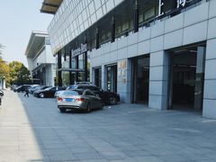 -奔驰上海利星(七宝店)