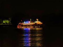 -人民防洪胜利纪念塔