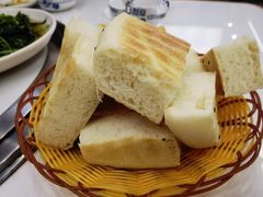 -丹水桥地锅鱼·翘嘴鲌·地方特色全鱼宴(丹江口大坝店)