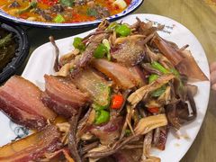 -茂县小辣椒川菜馆-羌家铜锅土火锅