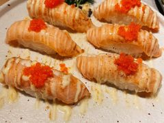 炙烤三文鱼寿司-吉屋烤肉(八宝街店)