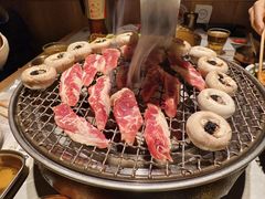 -草家酱蟹炭火烤肉店(珲春南路一店)