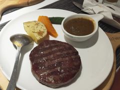 小蜜牛排-斗牛士牛排餐厅(嘉里汇店)
