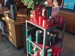 -星巴克(西安曲江银泰店)