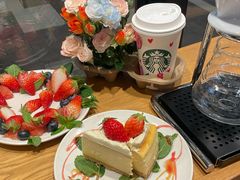 -星巴克(上海虹桥新天地二店)