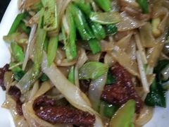 炒牛河（湿）-潮汕美牛肉丸火锅店(天宁寺店)