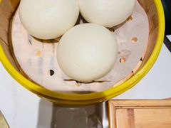 流汁沙皇包-领鲜天下·焗海鲜·花胶鸡(天目里店)