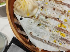 -馋三尺蟹粉小笼(人民广场店)