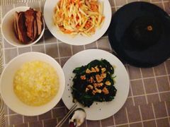 -天鹅到家·保姆月嫂育儿嫂(总店)