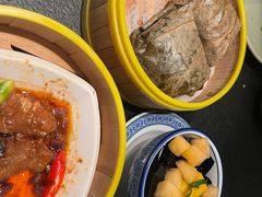 -蝴蝶里·粤菜·点心(滨江龙湖店)