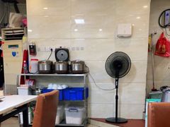 -胡须佬鸡煲四季火锅(龙珠大道店)