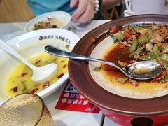 -渝是乎川渝小炒(新世界百货望京店)