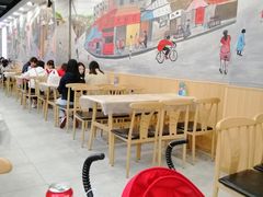 大堂-江城燕子大排档(江汉路步行街店)